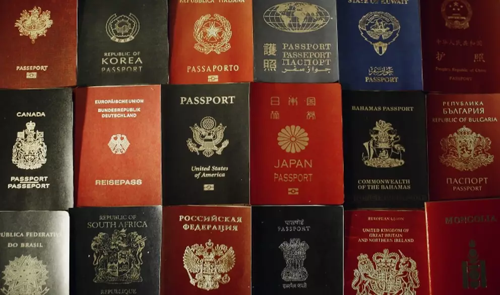 Смарт-карта вместо бумажного паспорта: приживется ли идея в России