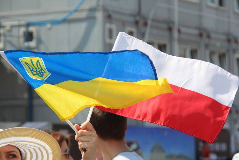 Удар в слабую точку: Запад приготовил для Польши украинский бунт