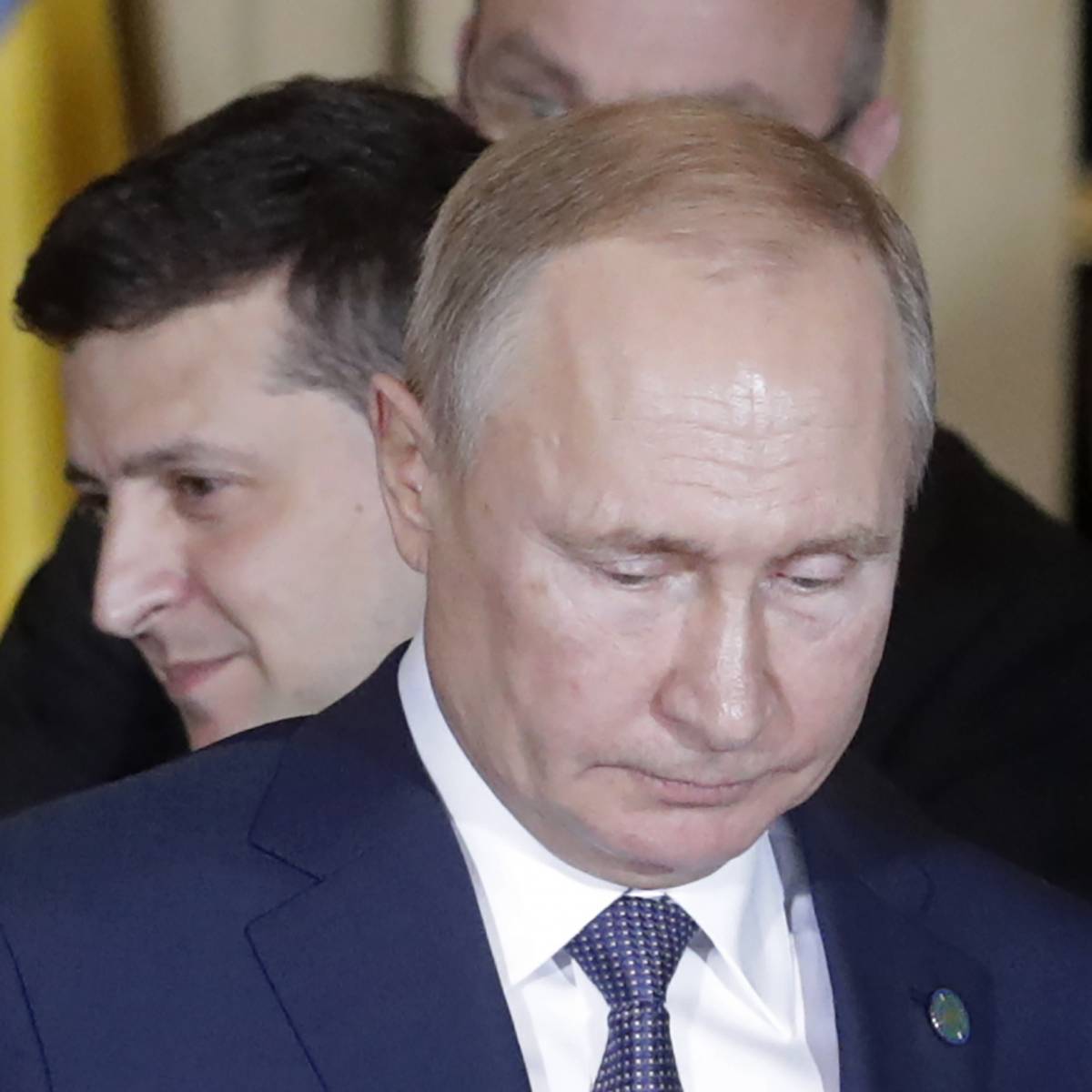 Путин не намерен обсуждать с Зеленским внутриукраинский конфликт