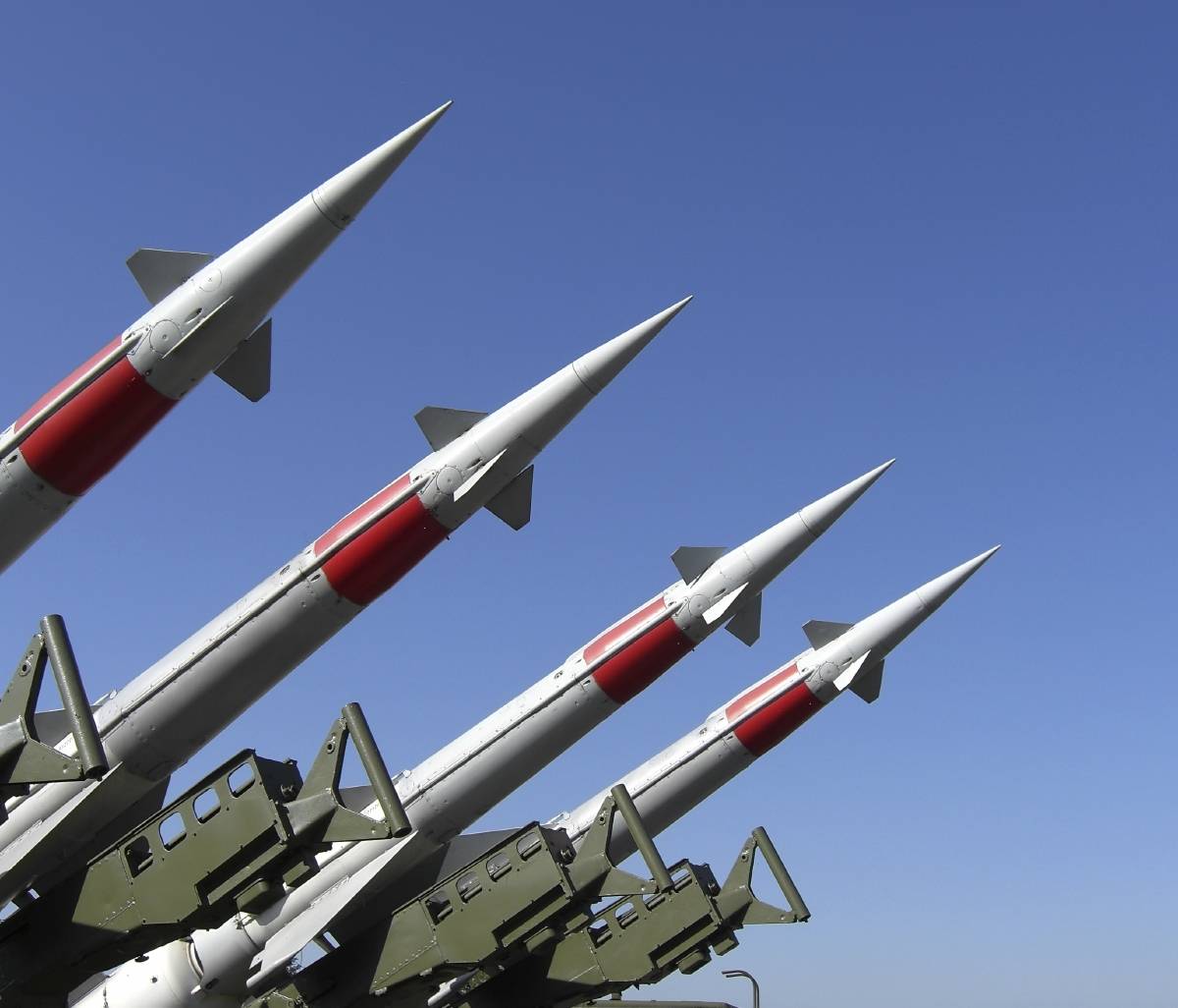 Политолог Крутаков объяснил, к чему приведет размещение ракет США в Европе