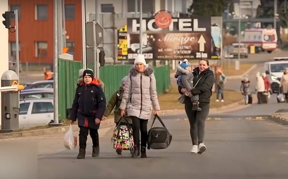 Привилегии отменяются: Украинские беженцы стали обузой для Европы