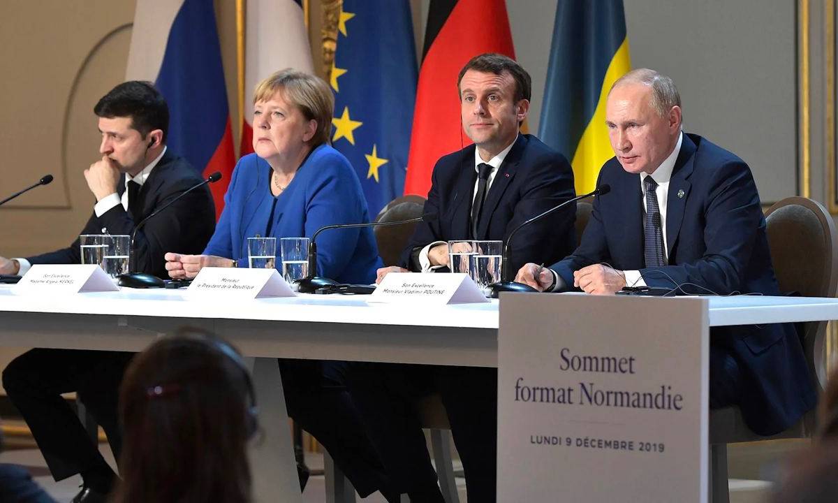 В 2019 году в Париже Зеленский предопределил СВО на Украине