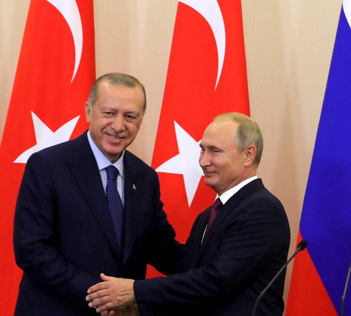 Эрдоган поставил Путину условие для прохода танкеров РФ через Босфор