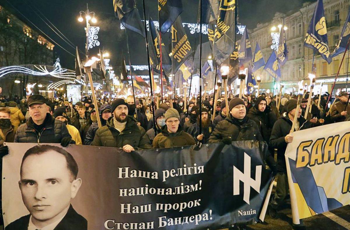 Украинское общество обандерилось и опетлюрилось
