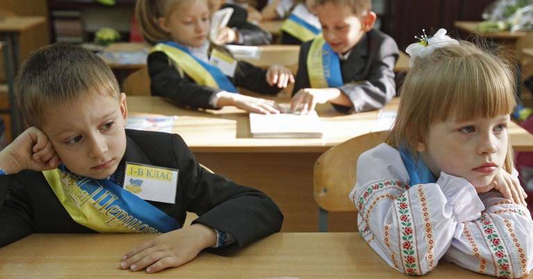 Болванизация детей Украины: новый министр режет школьную программу