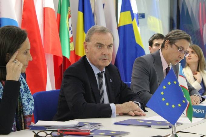 В ЕС похвалили РУз за нежелание нарушать режим антироссийских санкций