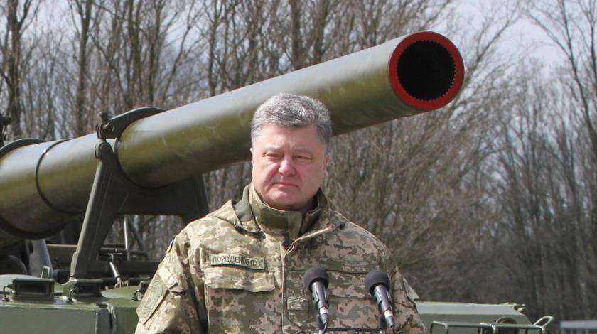 Порошенко неустанно поощрял поджигателей «войны до последнего украинца»
