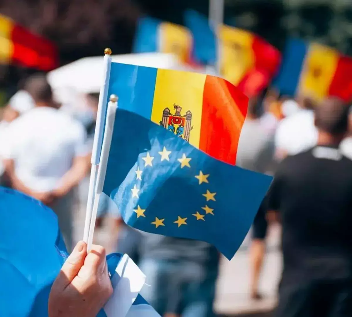 Румыния обязалась «помочь» подготовить Молдавию к евроинтеграции