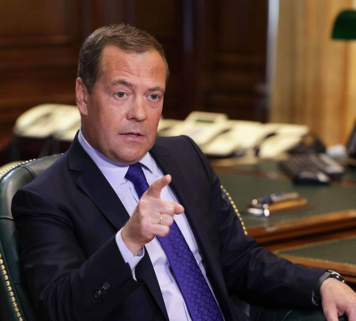 Медведев заявил, что угроза войны России против НАТО как никогда реальна