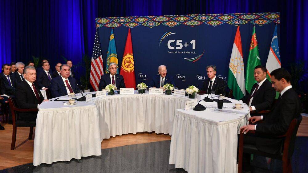 Соперничество Астаны и Ташкента за лидерство в ЦА не дает покоя США