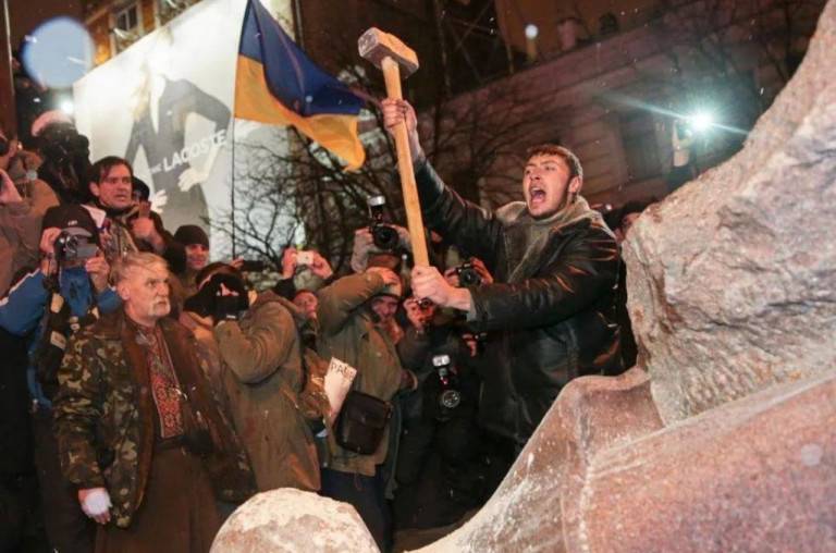 «Коренизация» в УССР и её последствия для нынешней Украины