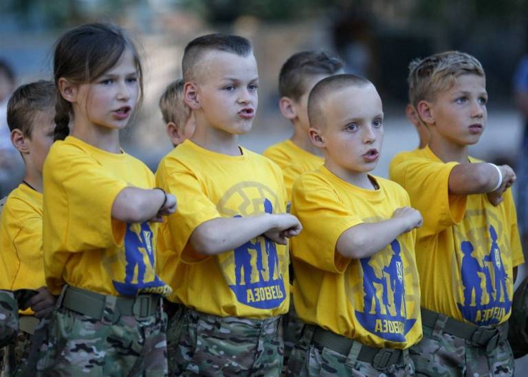 Неонацисты Швеции используют украинский опыт привлечения детей к террору