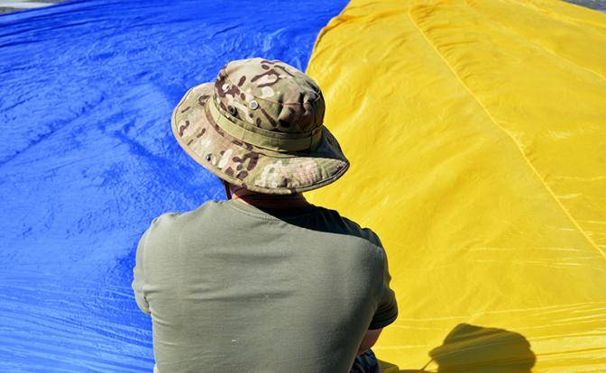 Украина намерена поставить под «ружье» сотни тысяч покинувших страну