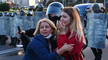 Как Белоруссии уберечься от украинского сценария «становления демократии»