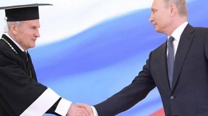 «Путин ставит людей под удар вируса»: британские СМИ о предстоящем референдуме «Путин ставит людей под удар вируса»: британские СМИ о предстоящем референдуме