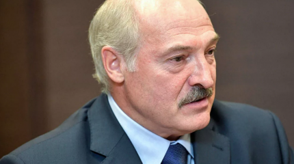 Лукашенко высказался о России в грубоватой манере Лукашенко высказался о России в грубоватой манере