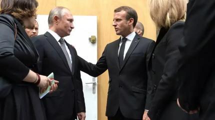 Занять позицию Меркель: зачем Макрон прибудет на встречу с Путиным Занять позицию Меркель: зачем Макрон прибудет на встречу с Путиным