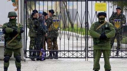 Французские СМИ: россиян на Украине запрут в «контртеррористические» лагеря Французские СМИ: россиян на Украине запрут в «контртеррористические» лагеря