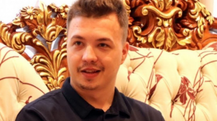 Белорусская самостийность: за что получил теплое местечко Роман Протасевич Белорусская самостийность: за что получил теплое местечко Роман Протасевич