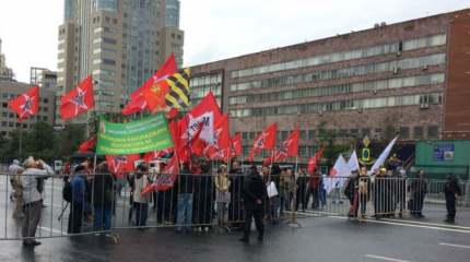 Раскачать лодку не получается. Оппозиция снова провалила митинг в Москве Раскачать лодку не получается. Оппозиция снова провалила митинг в Москве