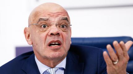 Райкин поспешил оправдаться за "некрофильскую Россию" из-за травли Райкин поспешил оправдаться за "некрофильскую Россию" из-за травли