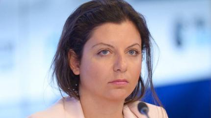Симоньян возмущена тем, что беженцам с Донбасса не дают гражданство РФ Симоньян возмущена тем, что беженцам с Донбасса не дают гражданство РФ