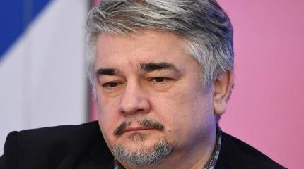 Ищенко: Аваков сделал предпоследний шаг к объявлению собственной диктатуры Ищенко: Аваков сделал предпоследний шаг к объявлению собственной диктатуры