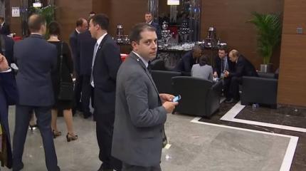 Подслушивал ли Обаму и Путина на встрече G20? Подслушивал ли Обаму и Путина на встрече G20?
