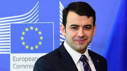 Премьер Молдавии пригрозил уйти в отставку Премьер Молдавии пригрозил уйти в отставку