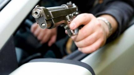 Провокация в Косово перед Рождеством: косовар выстрелил в двоих сербов Провокация в Косово перед Рождеством: косовар выстрелил в двоих сербов