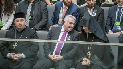 Государство взяло депутатов Бундестага под усиленную охрану Государство взяло депутатов Бундестага под усиленную охрану