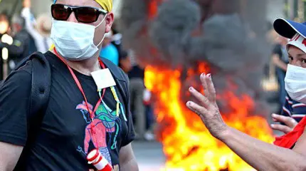 Громодяне доскакались Громодяне доскакались