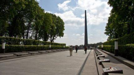 О фобиях малолетней украинской власти