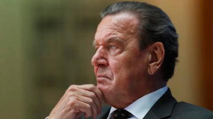 Экс-канцлер Германии Шредер назвал НАТО «пережитком прошлого» Экс-канцлер Германии Шредер назвал НАТО «пережитком прошлого»