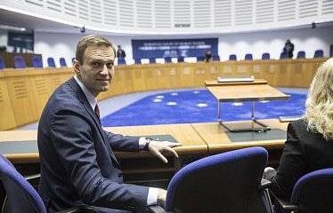 «Чему так радуется Навальный?». Оппозиционер снова обманывает сторонников «Чему так радуется Навальный?». Оппозиционер снова обманывает сторонников