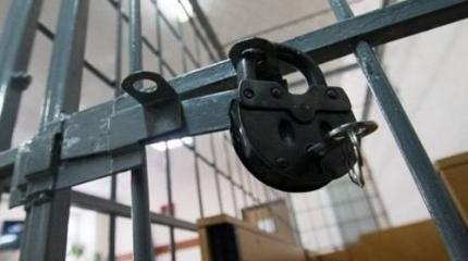Моряков, нарушивших нашу границу – под суд. А изменивших присяге политиков?