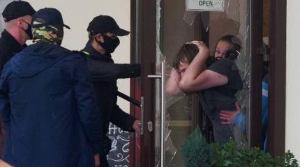 Белоруссию ведут в бездну две «партии войны» Белоруссию ведут в бездну две «партии войны»