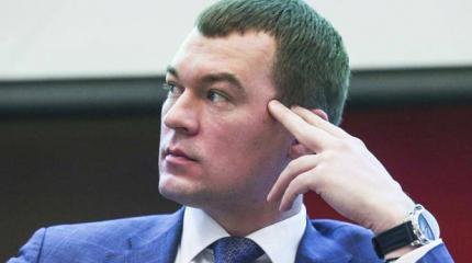 В Хабаровске депутаты переобулись в воздухе после разгона от Дегтярева В Хабаровске депутаты переобулись в воздухе после разгона от Дегтярева