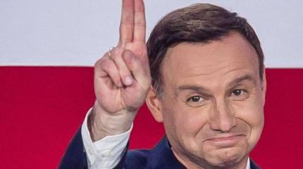 Дуда: трагедия под Смоленском -"халатность" Варшавы Дуда: трагедия под Смоленском -"халатность" Варшавы