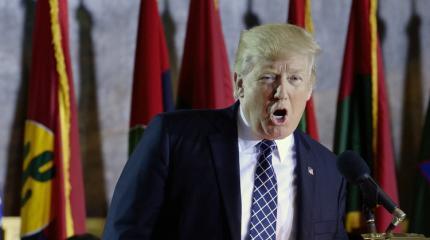 Трамп ответил на обвинения Клинтон Трамп ответил на обвинения Клинтон
