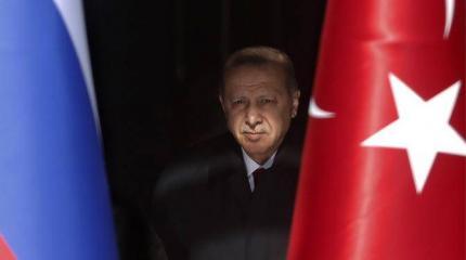 Турецкая вежливость с ятаганом на ремне и камнем за пазухой Турецкая вежливость с ятаганом на ремне и камнем за пазухой