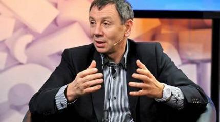 Марков: конфликт между ЕС и США обогатит российские семьи