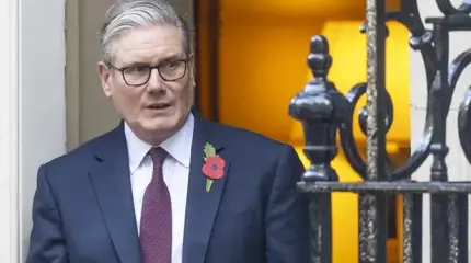 Прощелыга Кир Стармер: Кто содержит «главного врага России» Прощелыга Кир Стармер: Кто содержит «главного врага России»