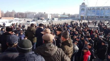 Бишкек на тропе протеста. Новое издание киргизской революции? Бишкек на тропе протеста. Новое издание киргизской революции?