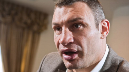 Кличко не смог выговорить слово «тоталитаризм» Кличко не смог выговорить слово «тоталитаризм»