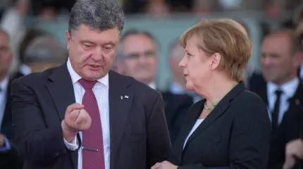 Порошенко и Меркель договорились о взаимодействии Порошенко и Меркель договорились о взаимодействии