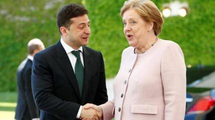 Провальное турне: поездка Зеленского показала смену отношений ЕС и России Провальное турне: поездка Зеленского показала смену отношений ЕС и России