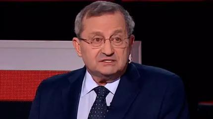 Кедми высказался о конфузе Макрона с разглядыванием глаз Путина Кедми высказался о конфузе Макрона с разглядыванием глаз Путина