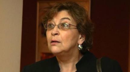 Альбац и ее журнал заплатят 44 тысячи рублей за статью о Правом секторе Альбац и ее журнал заплатят 44 тысячи рублей за статью о Правом секторе