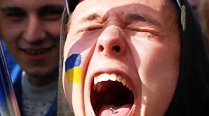 Киевляне массово отравились «патриотизмом»: любить Украину — это больно!